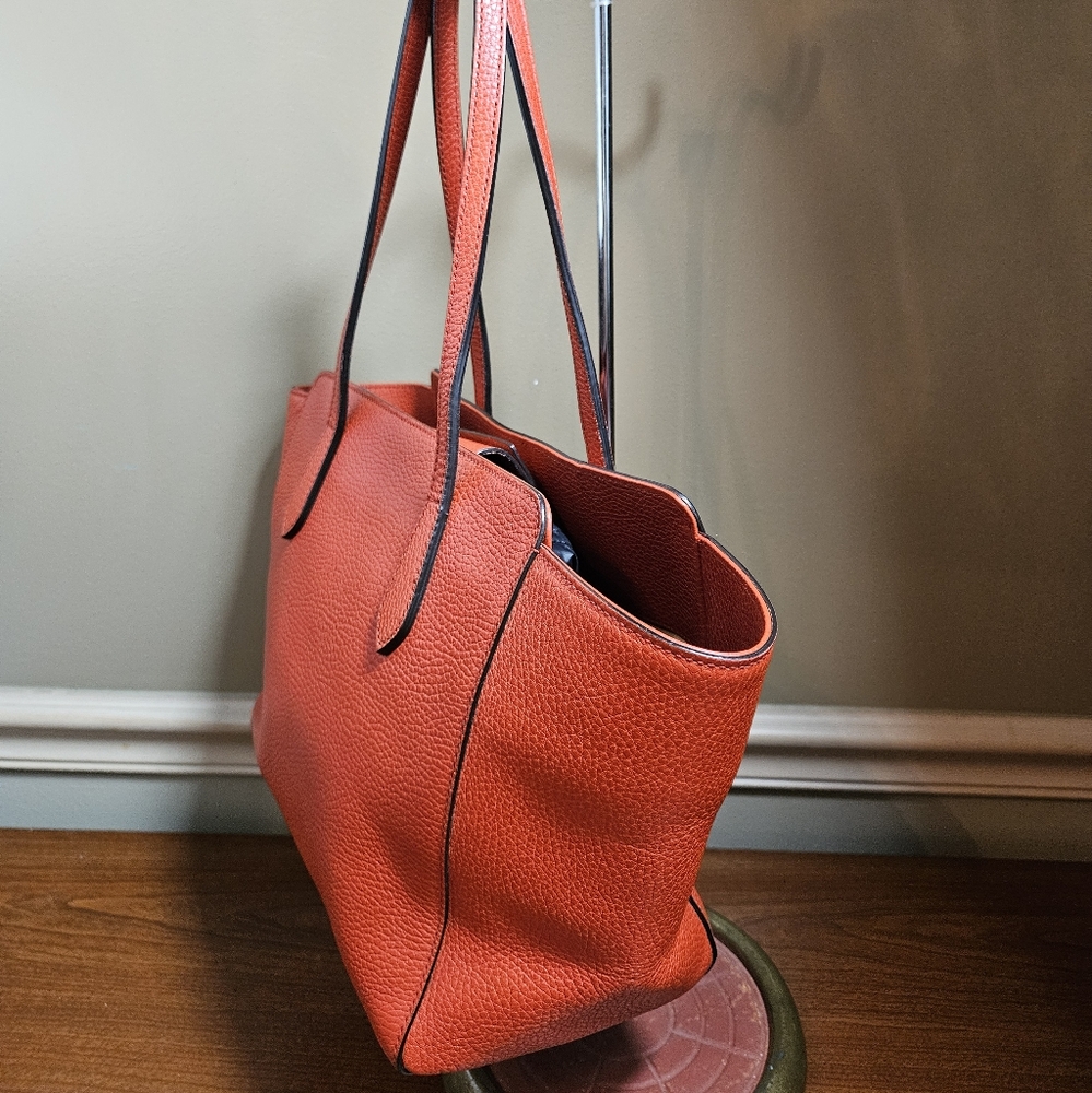 Auth Gucci Red Swing Tote Shoulder Bag - Picture 3 of 14